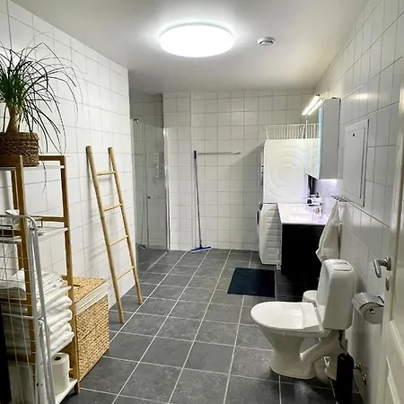 Big Close To Centre With Parking * Tromsø