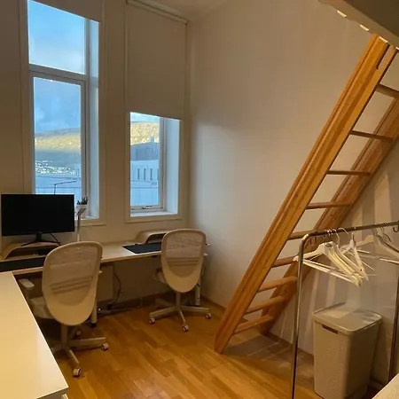 Big Close To Centre With Parking Apartament Tromsø