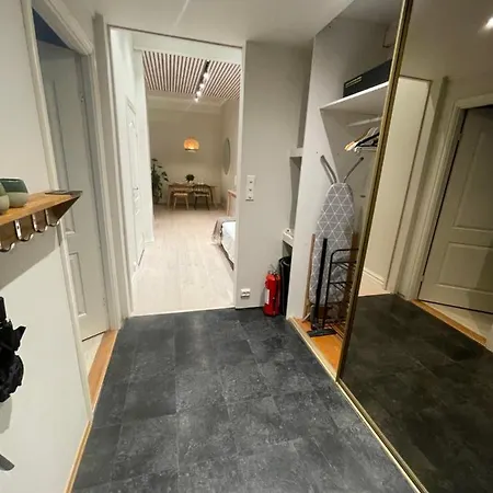Apartment Big Close To Centre With Parking